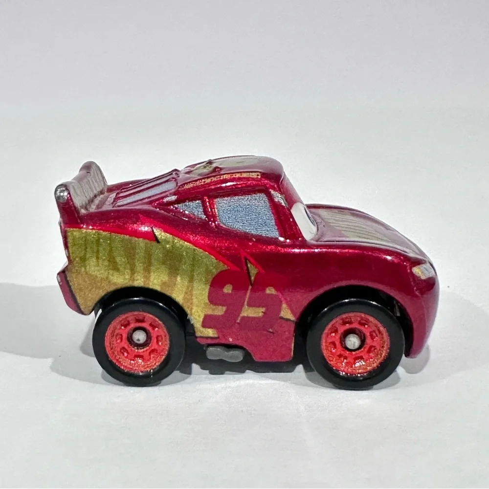 Disney Cars Die-cast Mini Racers Metallic Red Mater & Lighting McQueen Rusteze